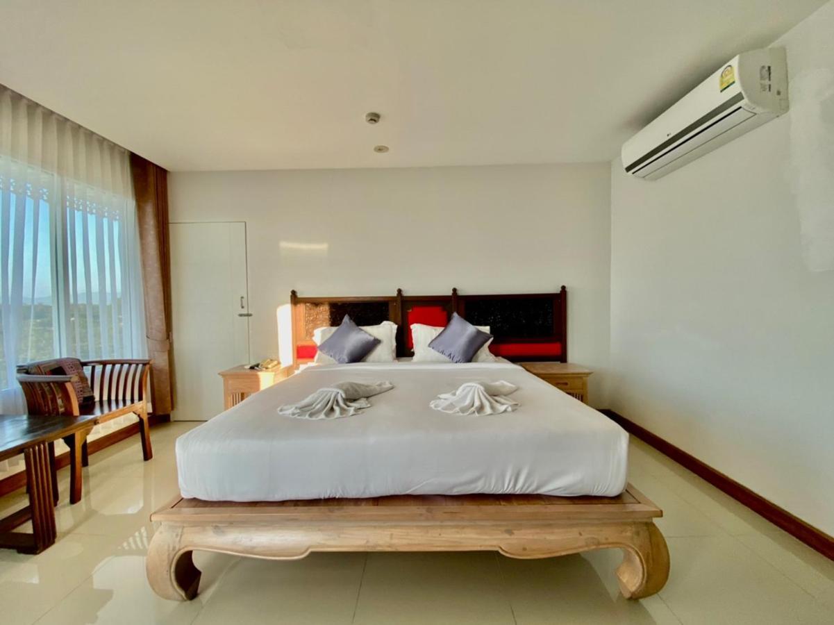 At Ruam Chok Hotel Chiang Mai Zewnętrze zdjęcie