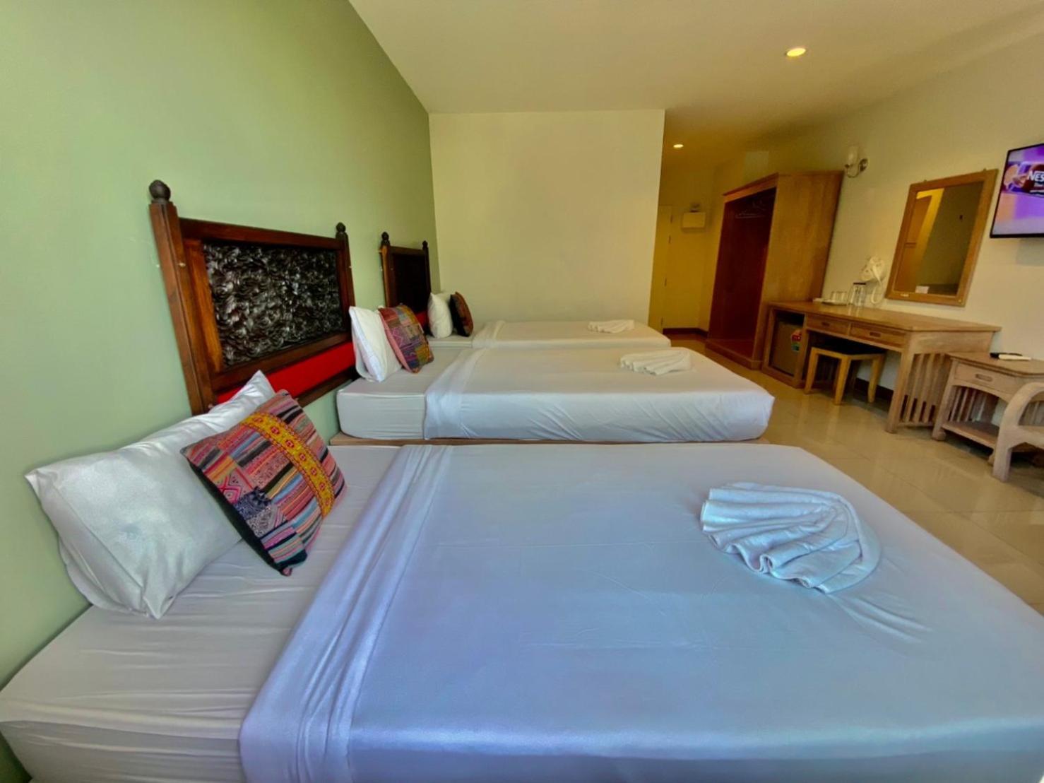 At Ruam Chok Hotel Chiang Mai Zewnętrze zdjęcie