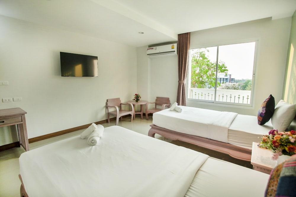 At Ruam Chok Hotel Chiang Mai Zewnętrze zdjęcie