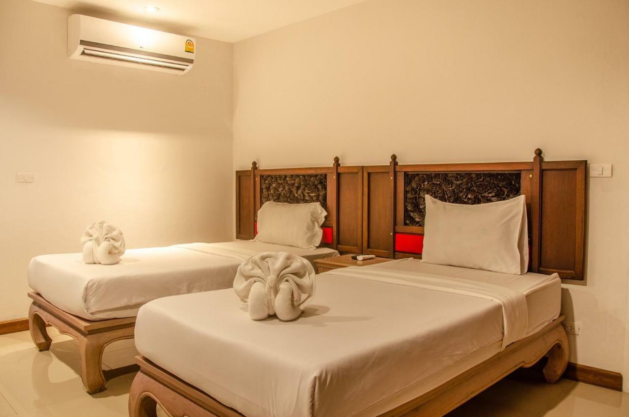 At Ruam Chok Hotel Chiang Mai Zewnętrze zdjęcie